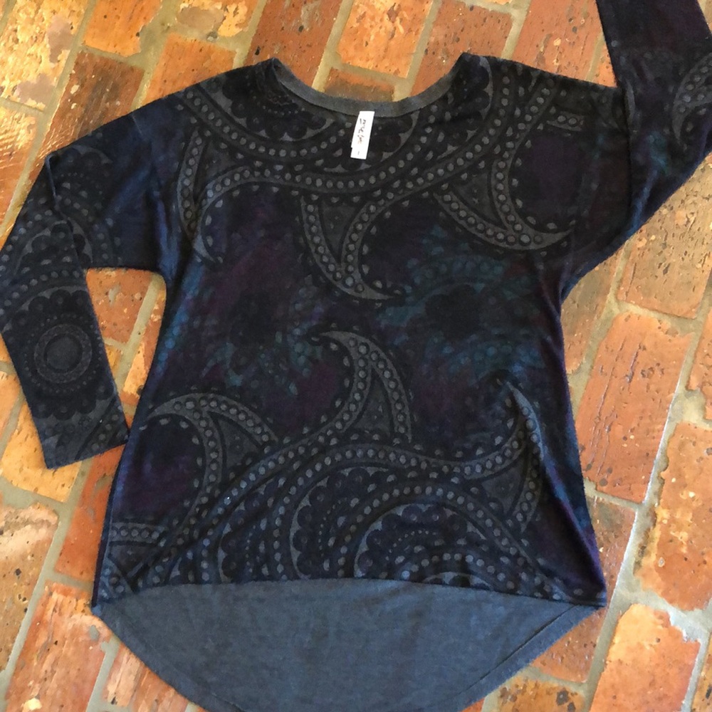 American Twist paisley type print high low sweater szL